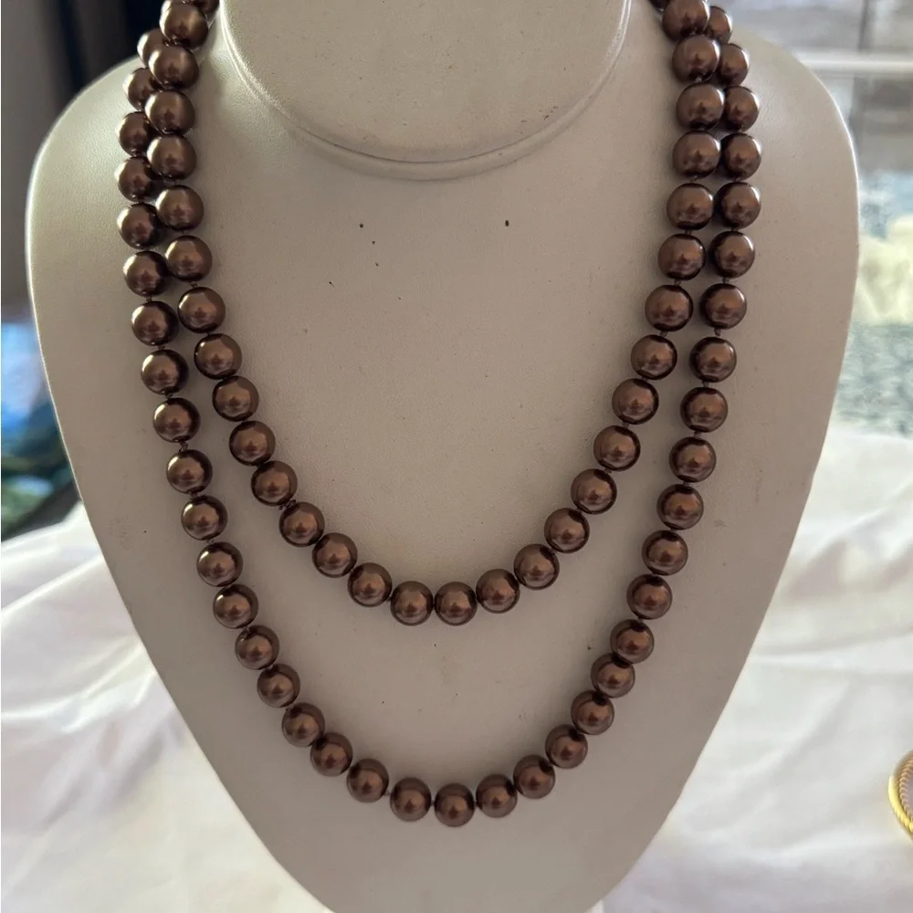 Golden girls statement Necklace, Minimalist Golden Hypoallergenic…